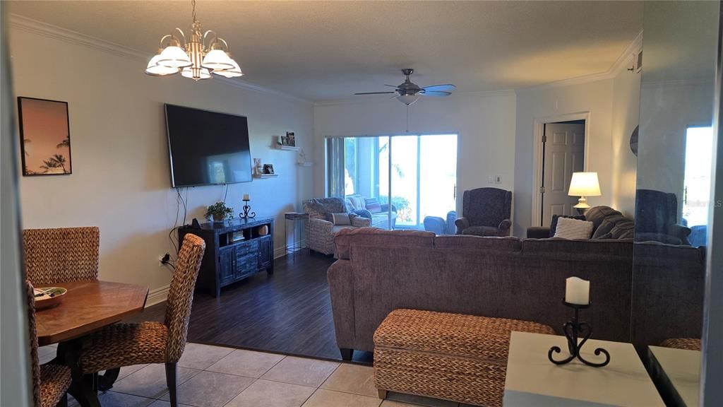 For Rent: $2,200 (2 beds, 2 baths, 1256 Square Feet)