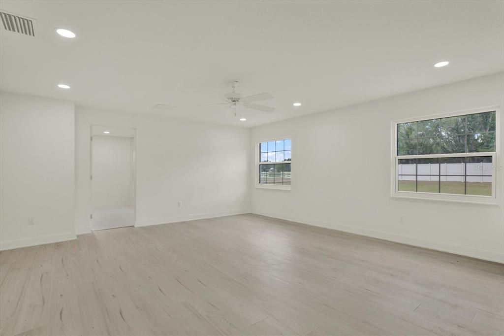 For Sale: $1,099,000 (4 beds, 3 baths, 3463 Square Feet)