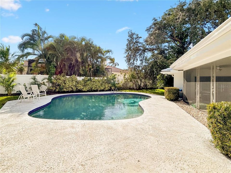 For Sale: $1,175,000 (3 beds, 2 baths, 2367 Square Feet)