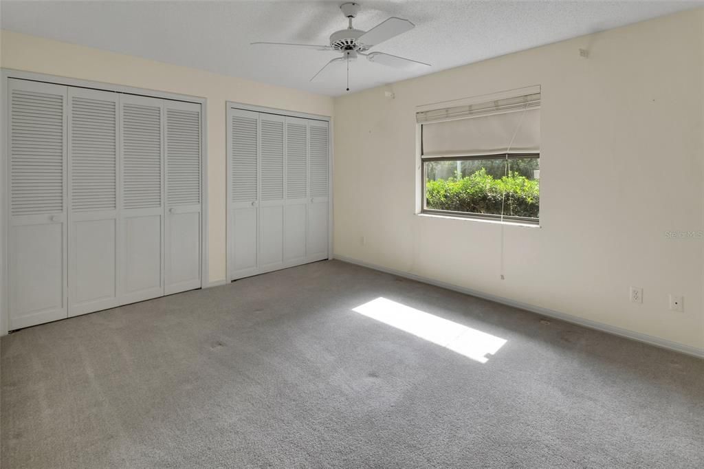 For Sale: $474,900 (4 beds, 2 baths, 2419 Square Feet)