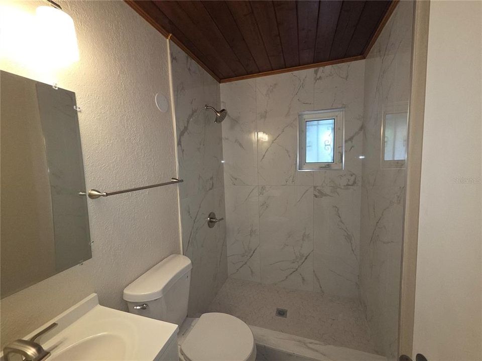 En Venta: $279,900 (2 camas, 1 baños, 812 Pies cuadrados)