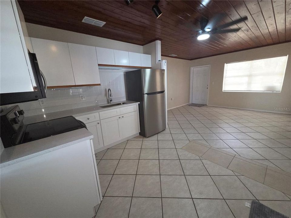 En Venta: $279,900 (2 camas, 1 baños, 812 Pies cuadrados)
