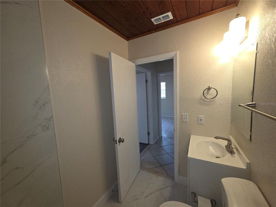 En Venta: $279,900 (2 camas, 1 baños, 812 Pies cuadrados)
