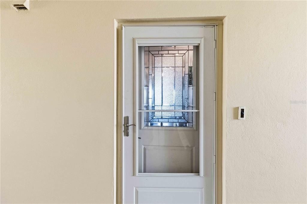 For Sale: $121,500 (1 beds, 1 baths, 485 Square Feet)