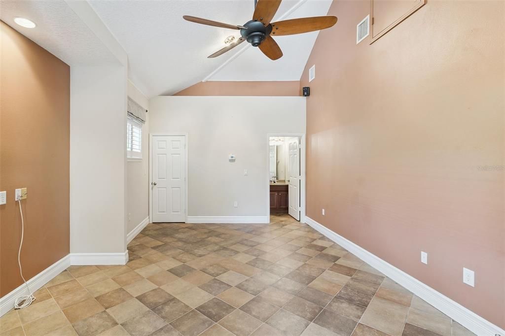 For Sale: $1,349,000 (5 beds, 4 baths, 3064 Square Feet)