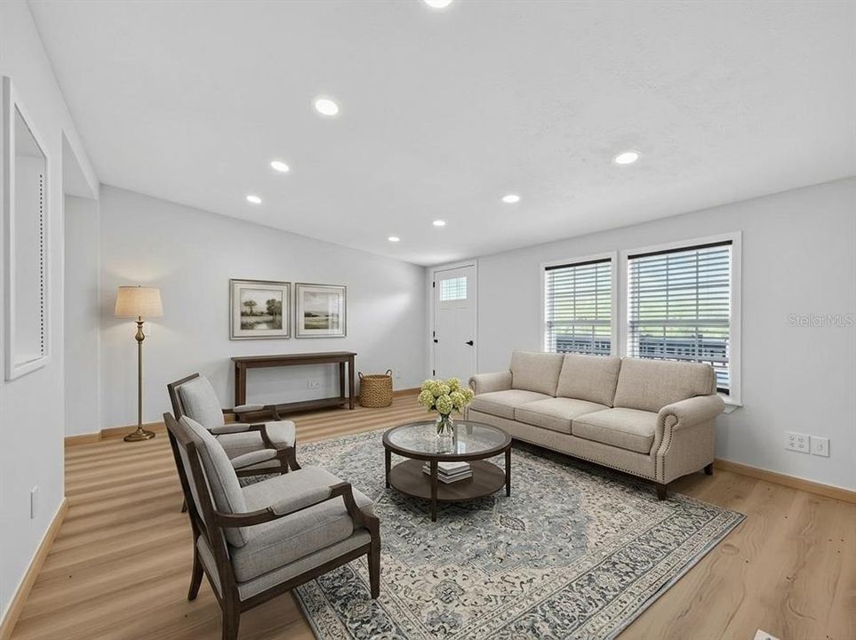 For Sale: $560,000 (3 beds, 2 baths, 1352 Square Feet)