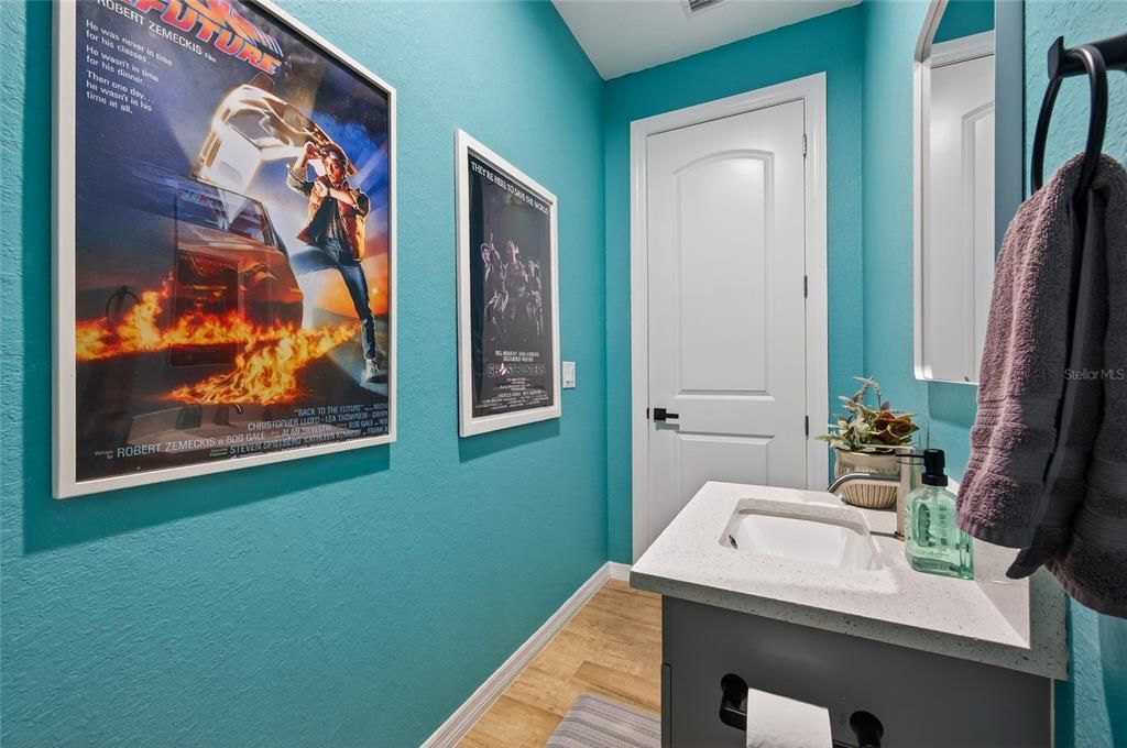 For Sale: $430,000 (3 beds, 2 baths, 2042 Square Feet)