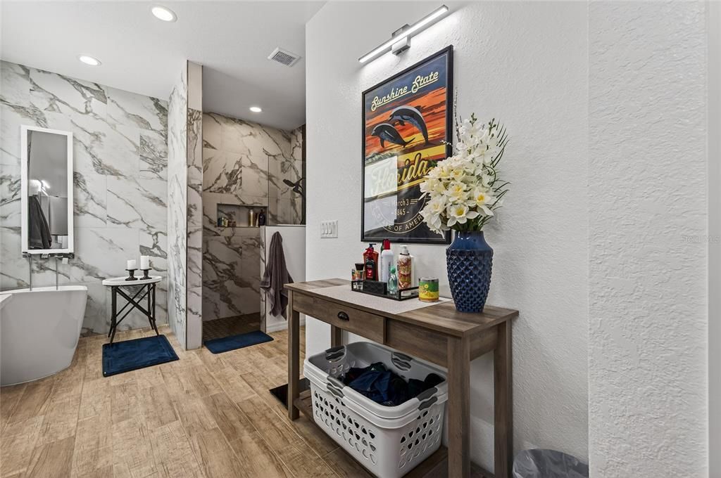 For Sale: $430,000 (3 beds, 2 baths, 2042 Square Feet)