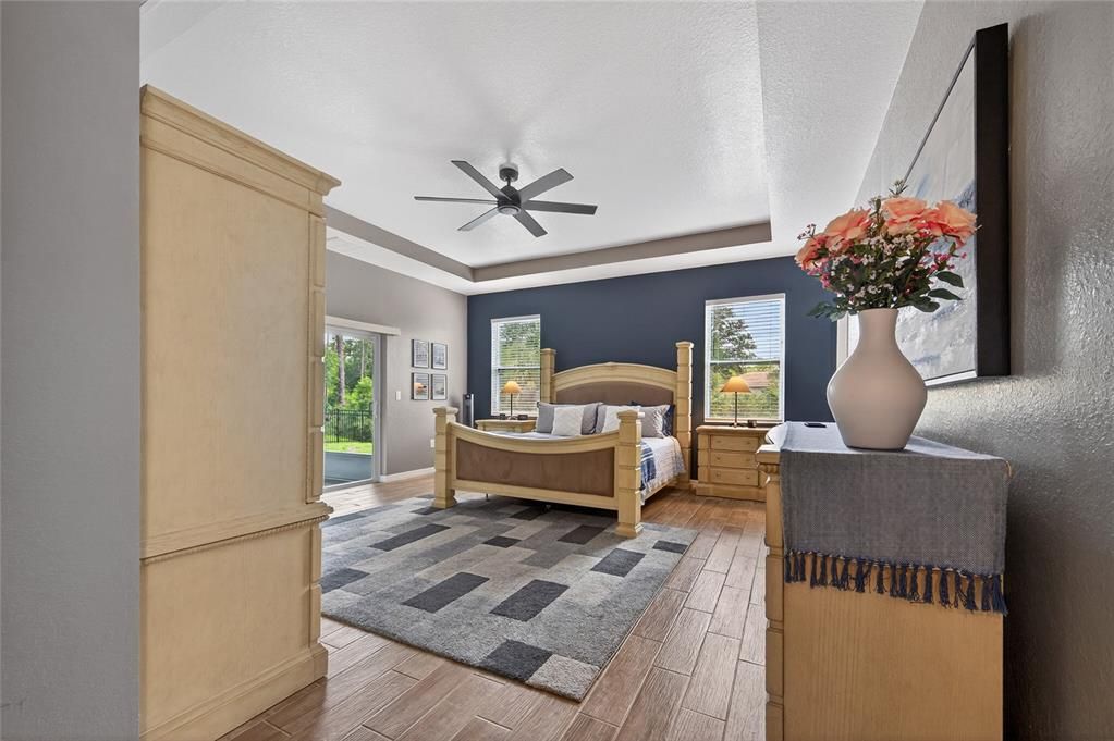 For Sale: $430,000 (3 beds, 2 baths, 2042 Square Feet)