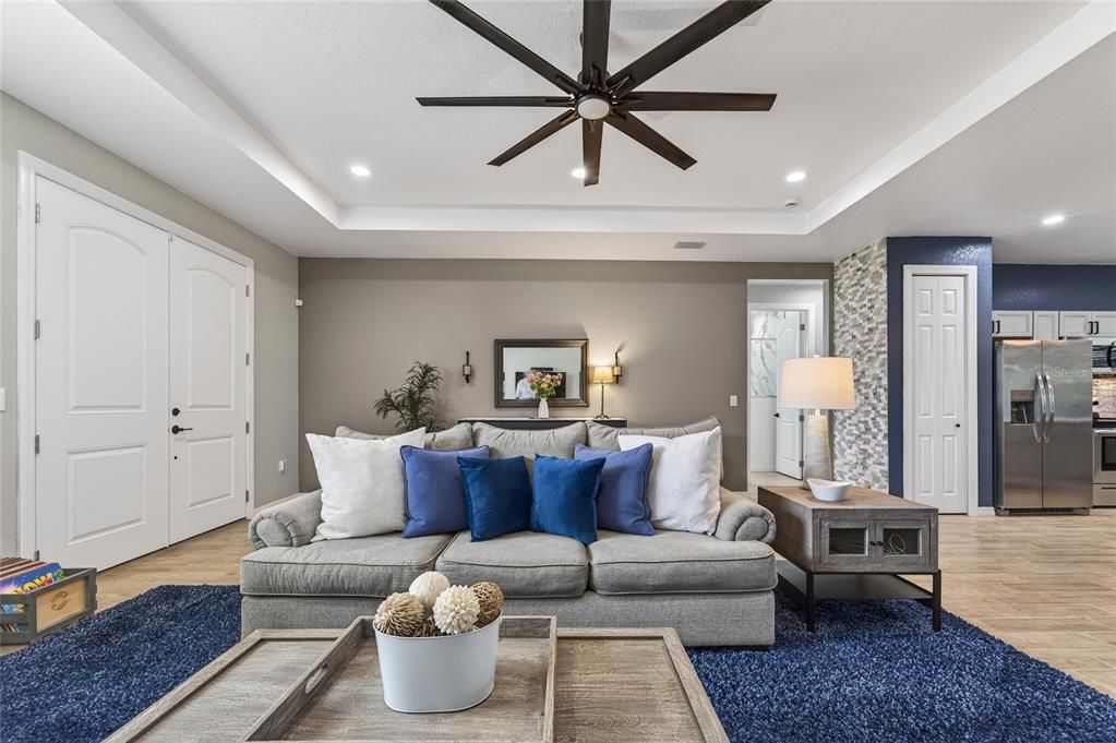 For Sale: $430,000 (3 beds, 2 baths, 2042 Square Feet)