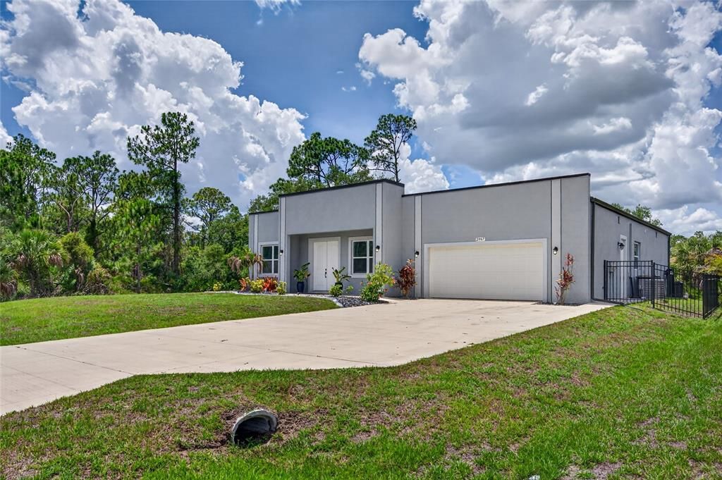 For Sale: $430,000 (3 beds, 2 baths, 2042 Square Feet)