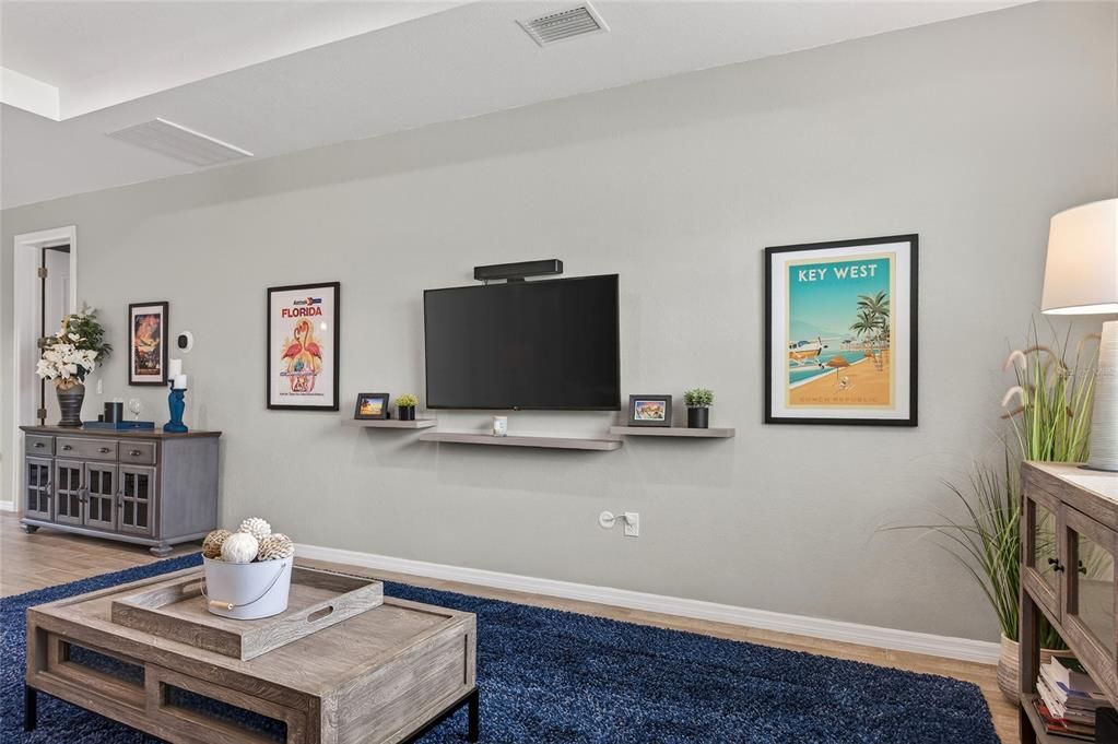 For Sale: $430,000 (3 beds, 2 baths, 2042 Square Feet)