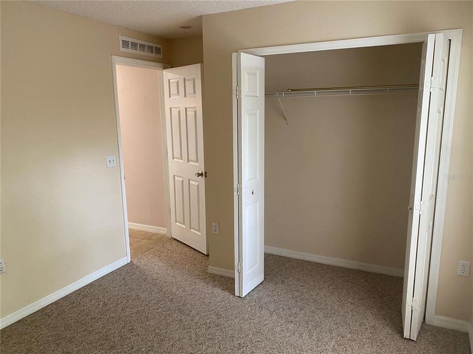 For Sale: $329,900 (4 beds, 2 baths, 2237 Square Feet)