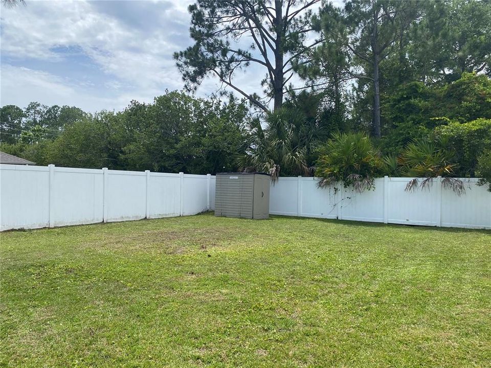 For Sale: $329,900 (4 beds, 2 baths, 2237 Square Feet)
