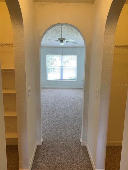 For Sale: $329,900 (4 beds, 2 baths, 2237 Square Feet)