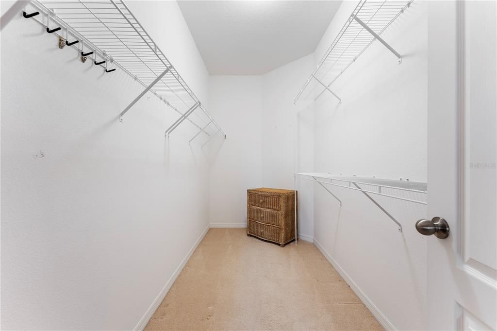 Activo con contrato: $275,000 (2 camas, 2 baños, 1503 Pies cuadrados)
