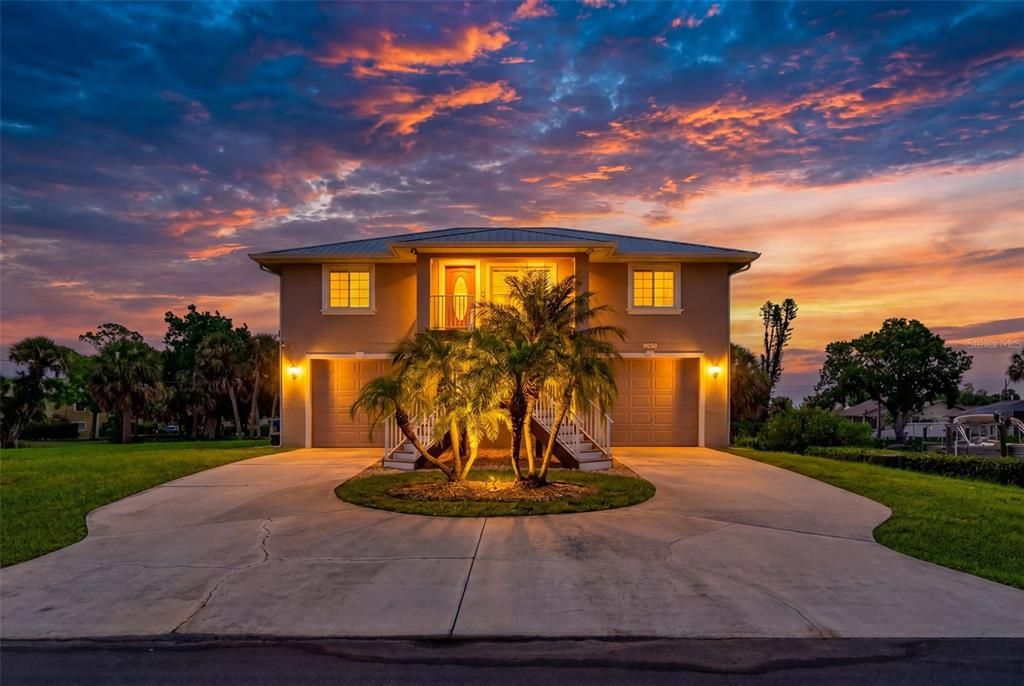 For Sale: $470,000 (3 beds, 2 baths, 1408 Square Feet)