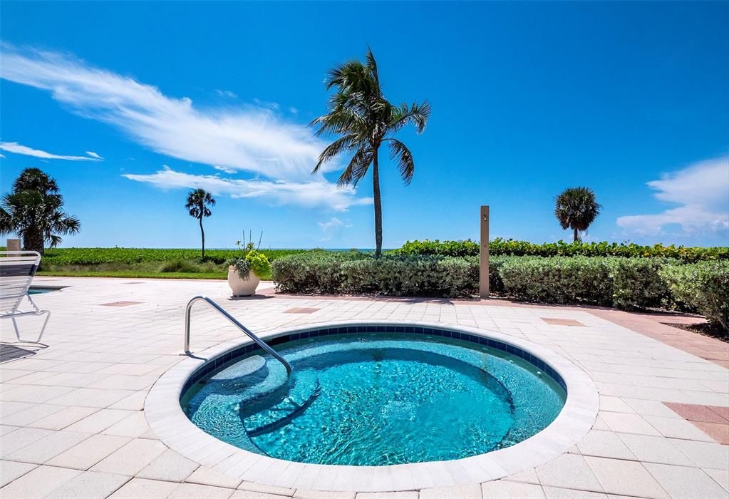 For Sale: $1,995,000 (3 beds, 2 baths, 2448 Square Feet)