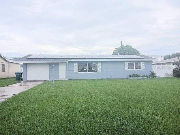 Recently Sold: $371,000 (2 beds, 1 baths, 1032 Square Feet)
