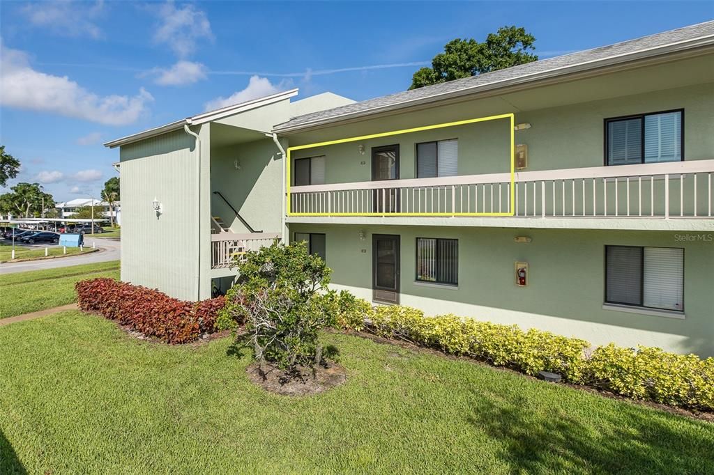 For Sale: $199,000 (2 beds, 2 baths, 1096 Square Feet)