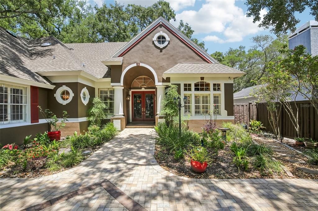 For Sale: $1,275,000 (3 beds, 3 baths, 3200 Square Feet)