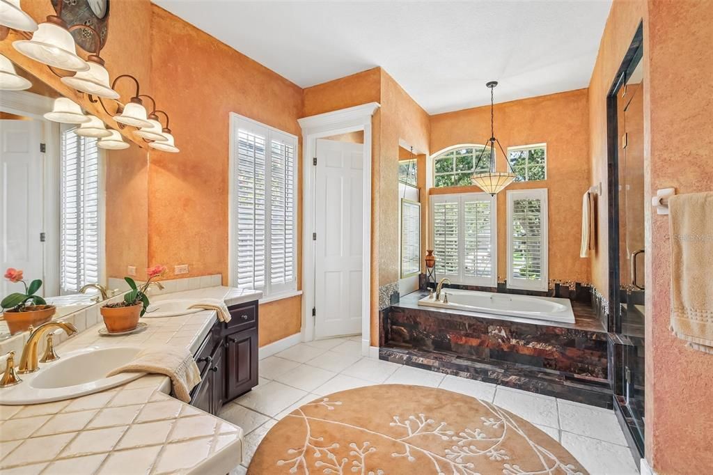For Sale: $1,275,000 (3 beds, 3 baths, 3200 Square Feet)