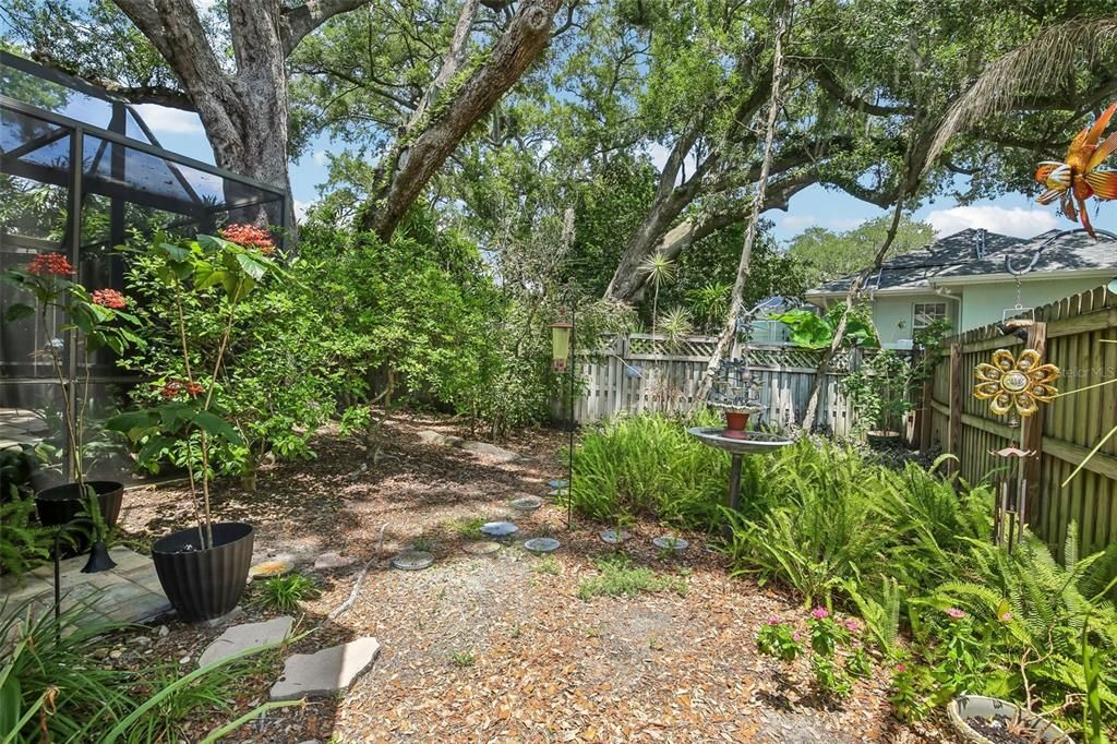 For Sale: $1,275,000 (3 beds, 3 baths, 3200 Square Feet)