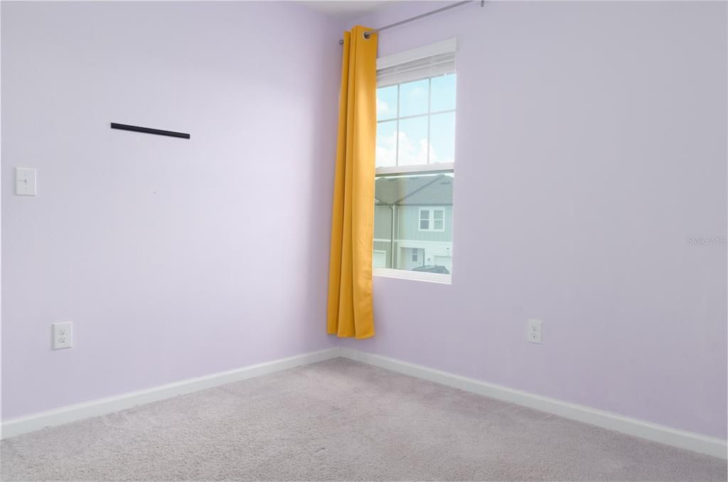 For Rent: $2,195 (3 beds, 2 baths, 1421 Square Feet)
