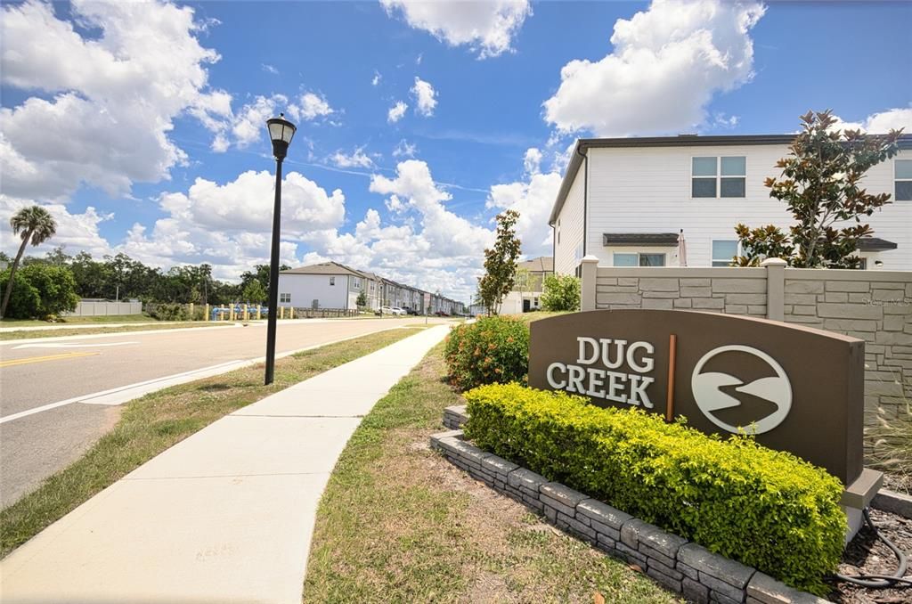 For Rent: $2,195 (3 beds, 2 baths, 1421 Square Feet)