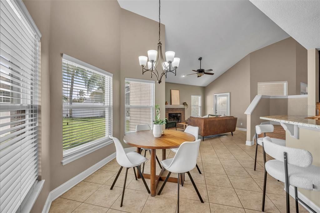 Activo con contrato: $665,000 (4 camas, 3 baños, 2749 Pies cuadrados)