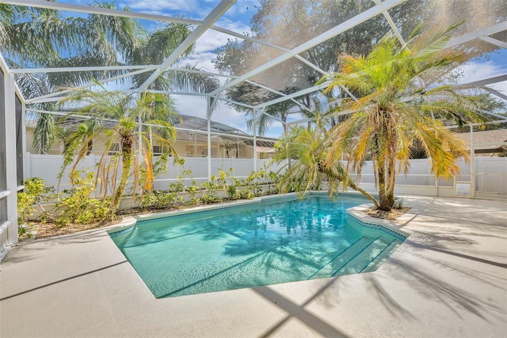 Activo con contrato: $665,000 (4 camas, 3 baños, 2749 Pies cuadrados)