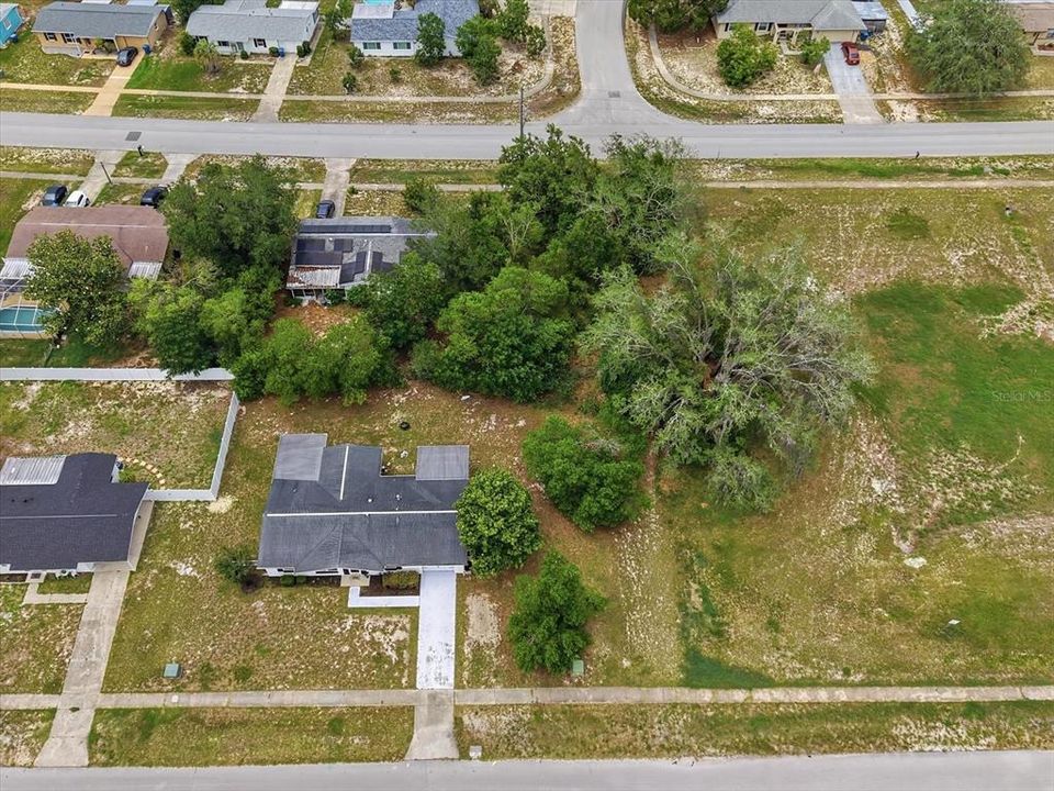For Sale: $260,000 (3 beds, 2 baths, 1237 Square Feet)