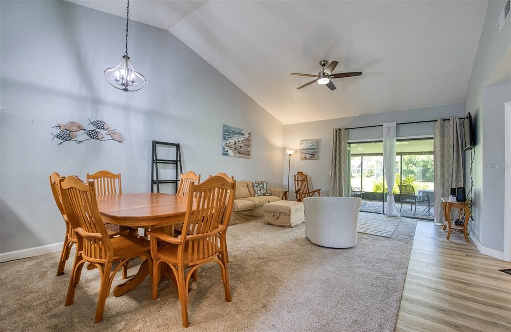Active With Contract: $1,950 (2 beds, 2 baths, 1110 Square Feet)