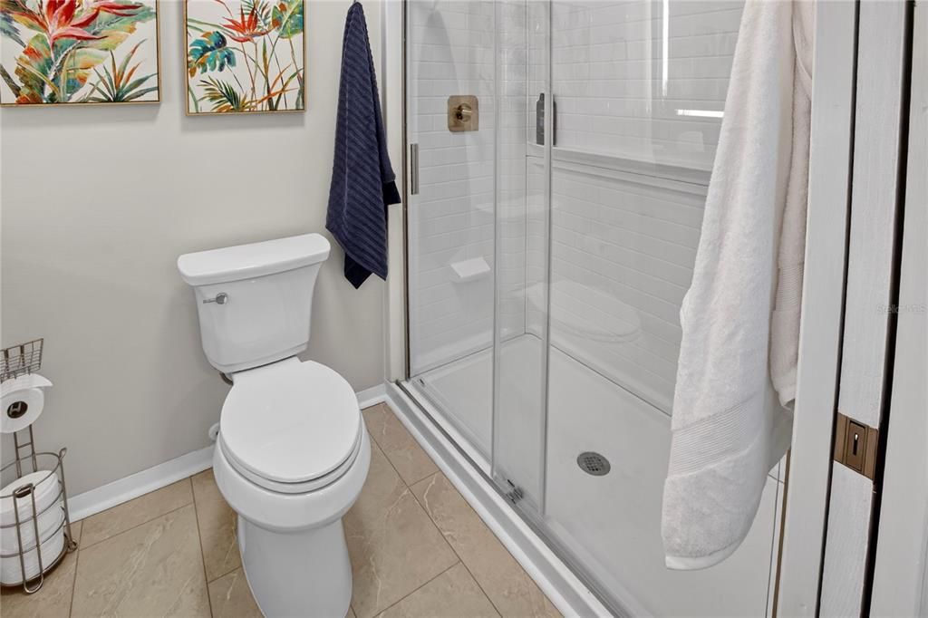 Active With Contract: $439,900 (3 beds, 2 baths, 1136 Square Feet)