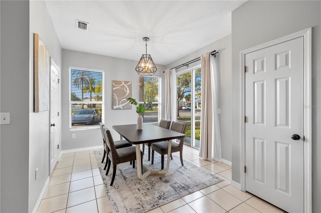 For Sale: $324,000 (3 beds, 2 baths, 1610 Square Feet)
