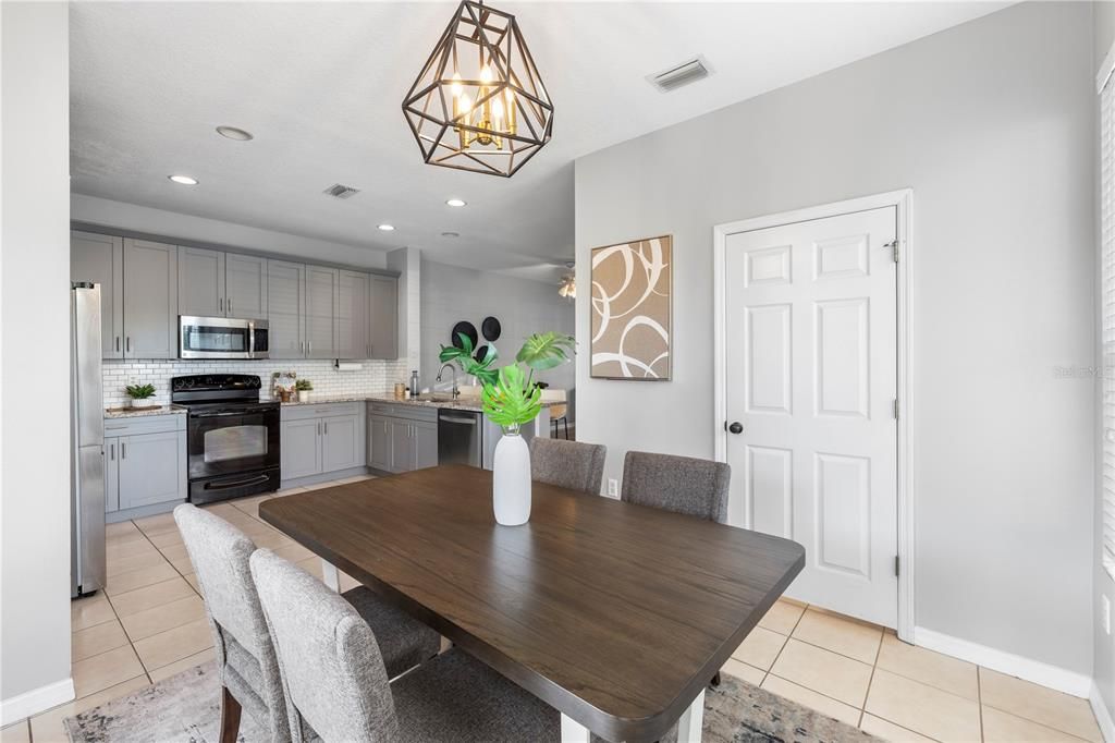 For Sale: $324,000 (3 beds, 2 baths, 1610 Square Feet)