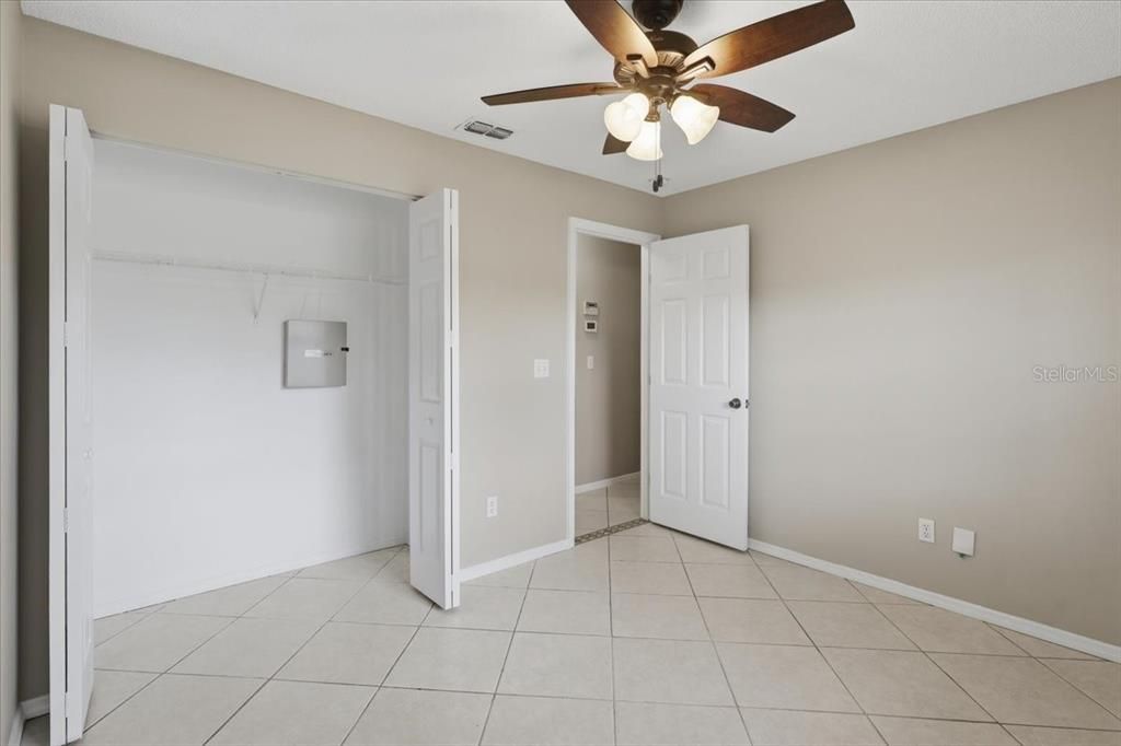 Active With Contract: $299,900 (3 beds, 2 baths, 1128 Square Feet)