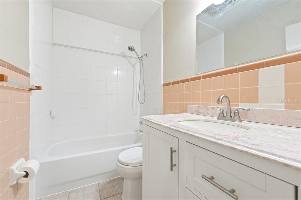 For Sale: $275,000 (3 beds, 1 baths, 1310 Square Feet)