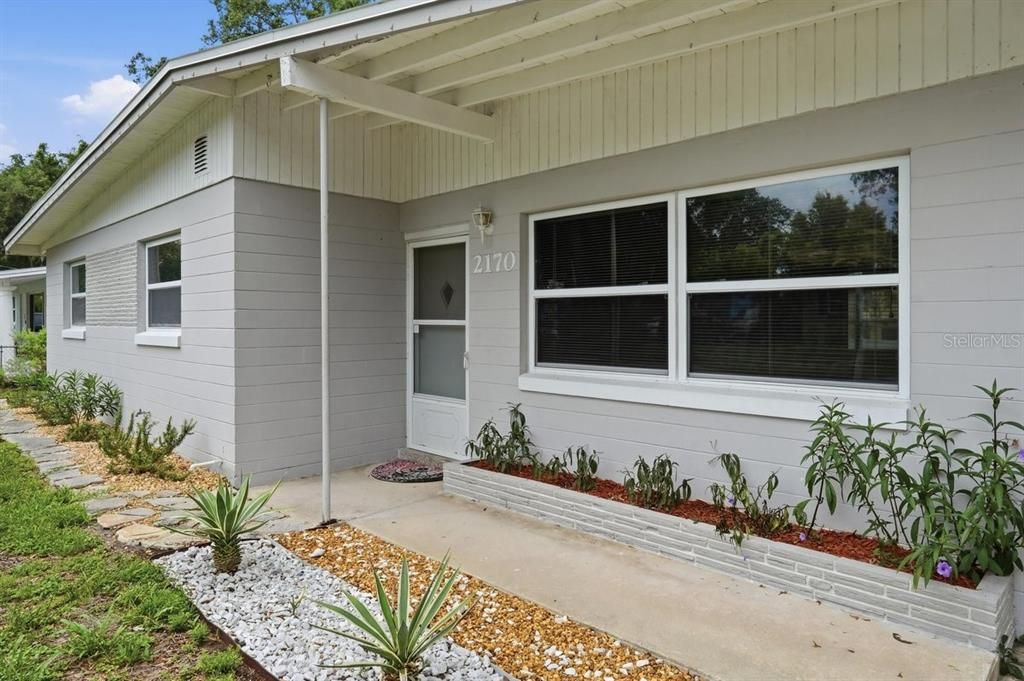 For Sale: $275,000 (3 beds, 1 baths, 1310 Square Feet)