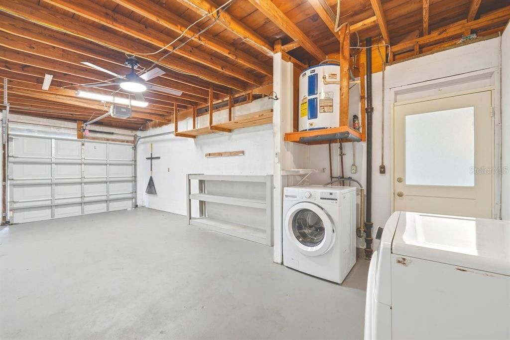 For Sale: $275,000 (3 beds, 1 baths, 1310 Square Feet)
