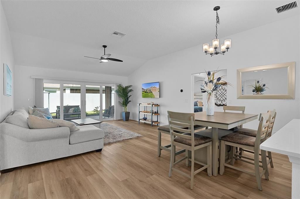 For Sale: $417,000 (3 beds, 2 baths, 1578 Square Feet)