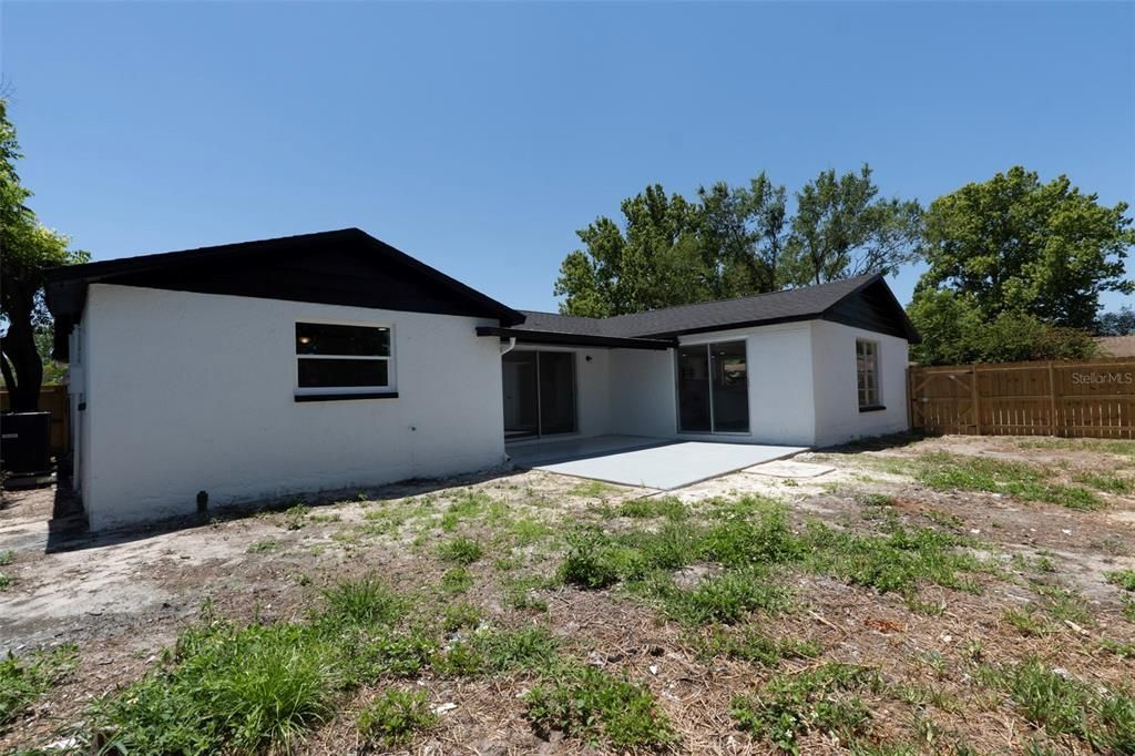 En Venta: $320,000 (3 camas, 3 baños, 1606 Pies cuadrados)
