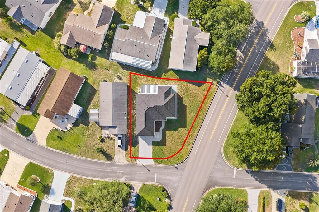 For Sale: $279,900 (2 beds, 2 baths, 1279 Square Feet)