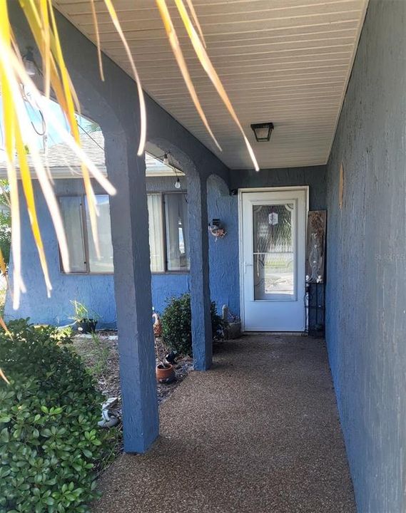 For Sale: $475,000 (2 beds, 2 baths, 1008 Square Feet)