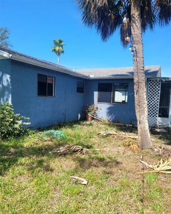 For Sale: $475,000 (2 beds, 2 baths, 1008 Square Feet)