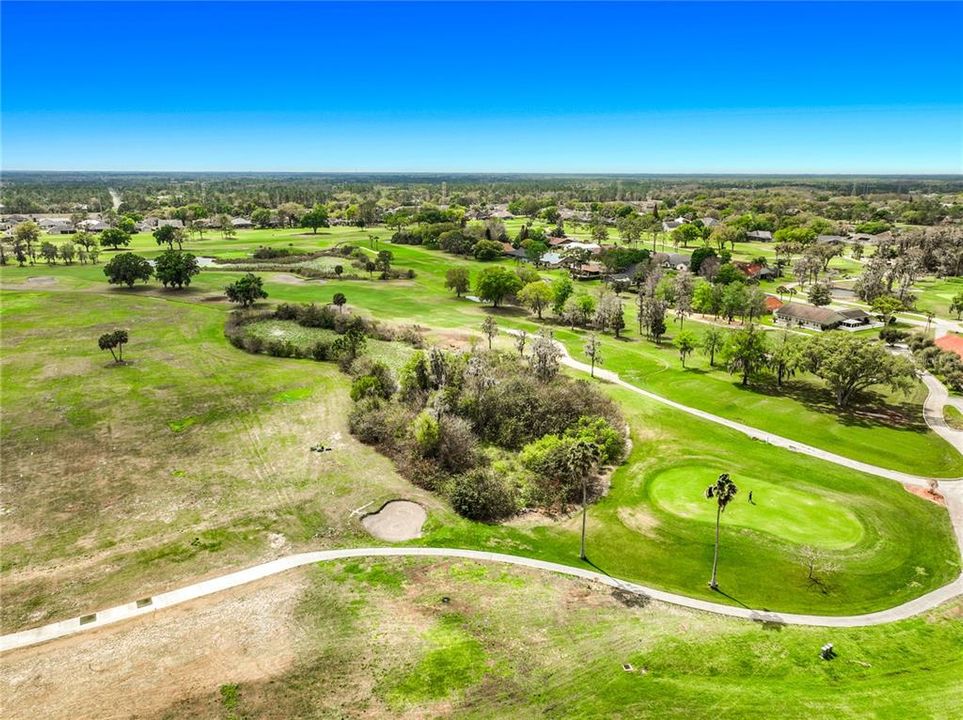 En Venta: $210,000 (2.60 acres)
