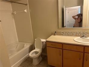 For Rent: $1,275 (1 beds, 1 baths, 908 Square Feet)