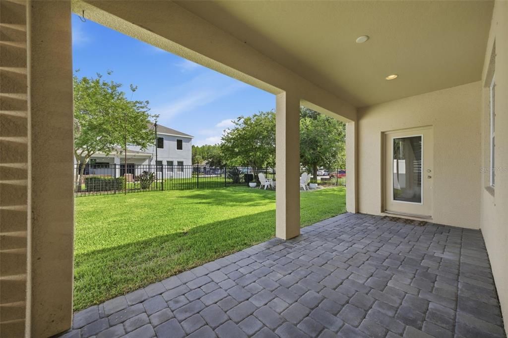 Active With Contract: $520,000 (4 beds, 2 baths, 1975 Square Feet)