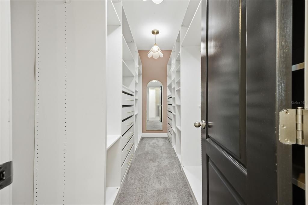 Active With Contract: $520,000 (4 beds, 2 baths, 1975 Square Feet)