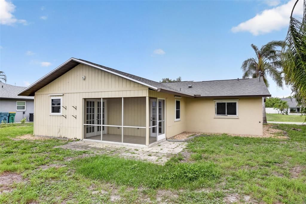 En Venta: $250,000 (2 camas, 1 baños, 1254 Pies cuadrados)